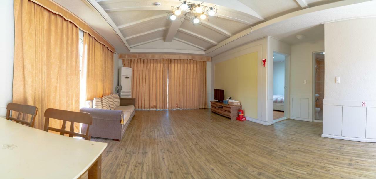 Joyville Resort Чеджудо Экстерьер фото